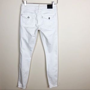 TRUE RELIGION | Low Rise Skinny White Jeans 26